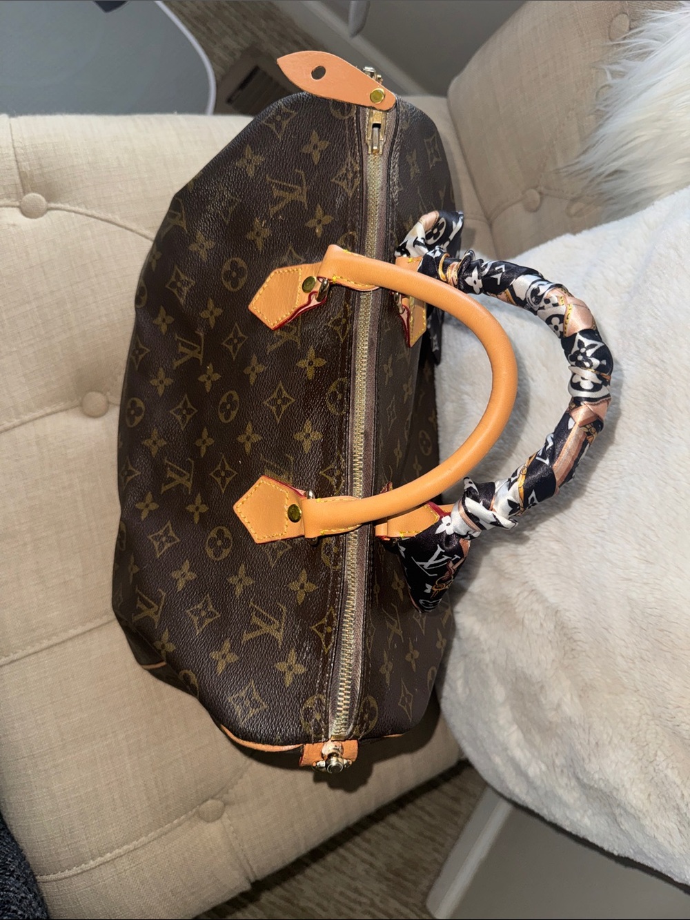Louis Vuitton Brown Monogram speedy 35 with  D rings and patches added - Picture 2 of 5
